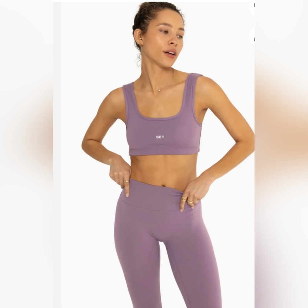 Two Piece Women's SET Active Activewear Set. Size Medium